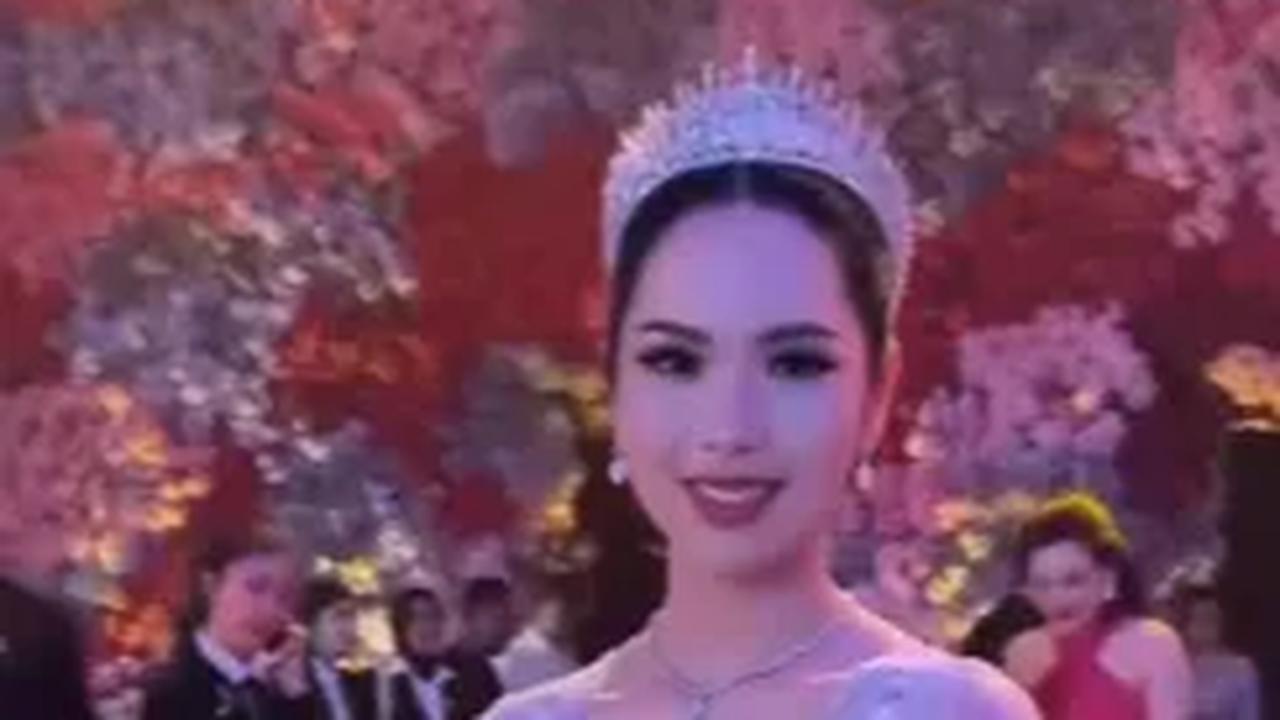 Tidak hanya Imel saja, Felicia Sasongko juga menjadi MUA Gwen Ashley dalam acara pernikahannya. <br>