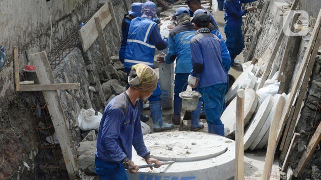 Pembuatan Sumur Resapan