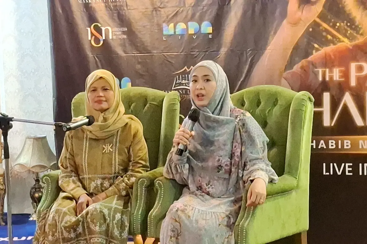Oki Setiana Dewi