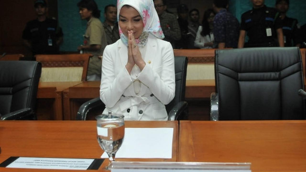 Gaya santai Arzetty jalani sidang etik MKD