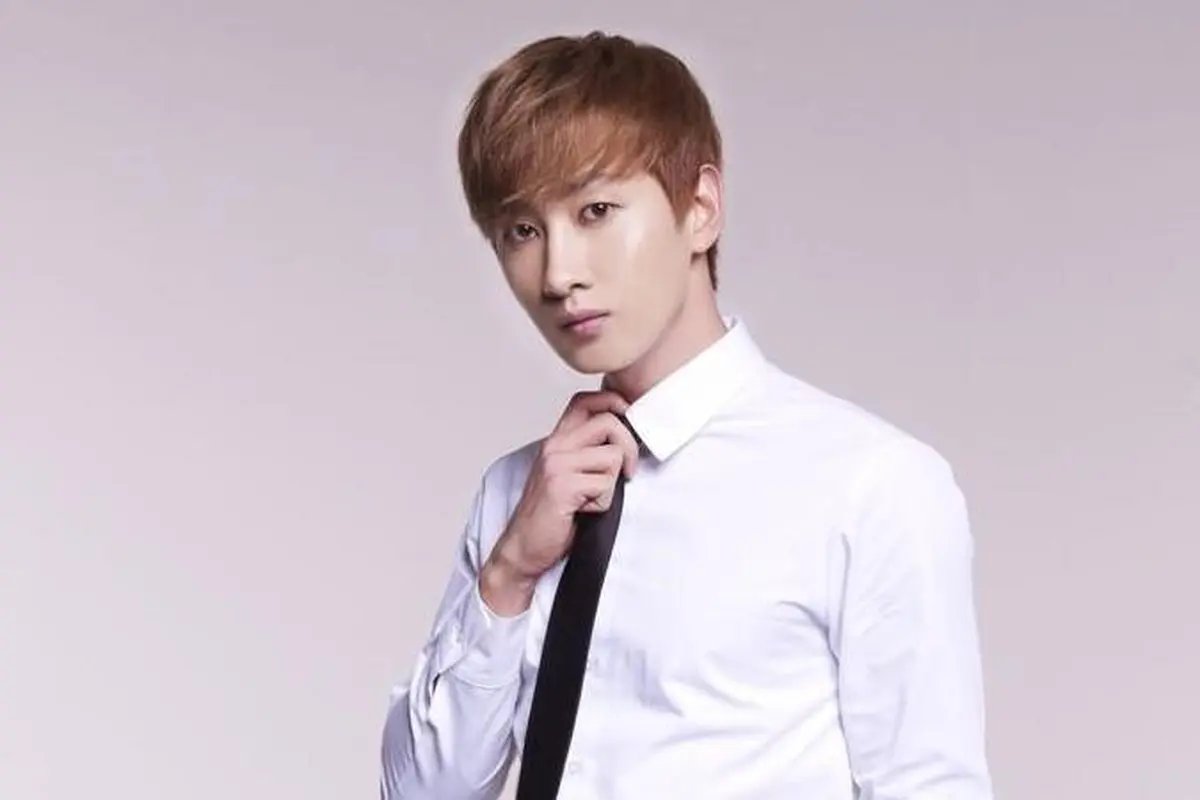Eunhyuk Super Junior Terpilih Sebagai Artis dengan Foto Terlucu