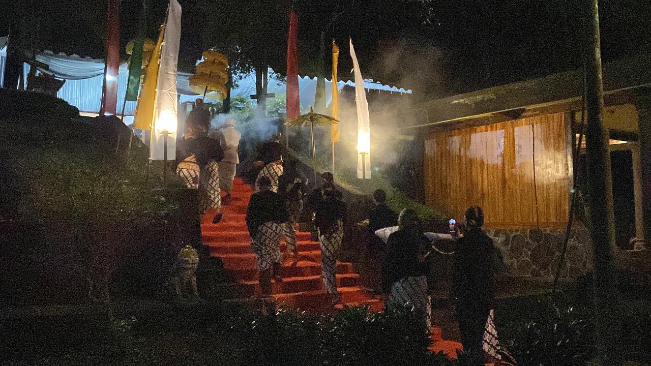 Refleksi dan Introspeksi Diri, Ini Makna  Esensi Spiritualitas di Malam 1 Suro