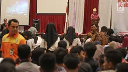 Suasana saat Wakil Ketua MPR RI Oesman Sapta Odang menjadi pembicara dalam Kuliah Kebangsaan Universitas Riau, PekanBaru, Riau, Rabu (8/5). (Liputan6.com/Herman Zakharia)