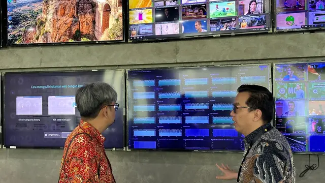 Konselor Ekonomi KBRI Malaysia Hendra Purnama Iskandar melakukan kunjungan ke kantor Vidio di SCTV Tower, Jakarta, Kamis (29/8/2024). (Liputan6.com/Benedikta Miranti)