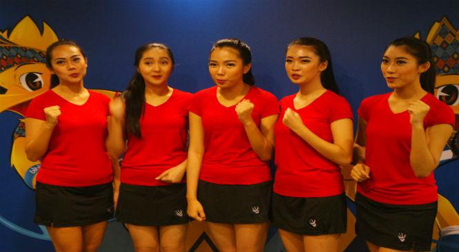 Puluhan wanita cantik siap temani penonton BCA Indonesia Open 2017 di JCC pada 12-18 Juni 2017.