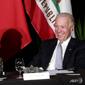 Joe Biden bertemu dengan Xi Jinping dari China di Los Angeles pada tahun 2012 ketika keduanya masih menjadi wakil presiden. (AFP / POOL)