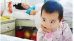 Sebuah video yang merekam aktivitas bocah ini pun langsung menjadi viral di jejaring sosial. Hingga menggugah hati masyarakat untuk memberikan donasi berupa uang dan pakaian.