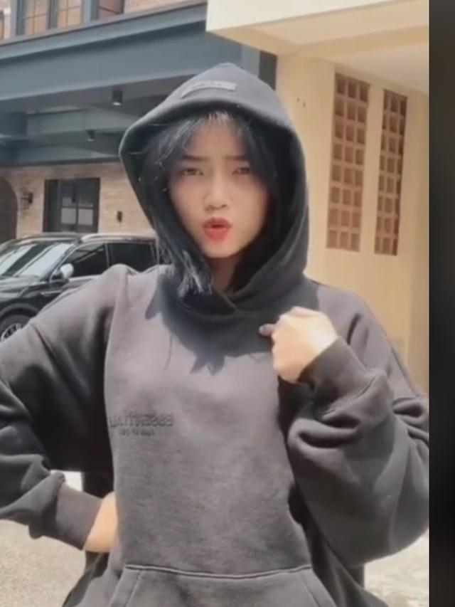 Fuji Pakai Hoodie