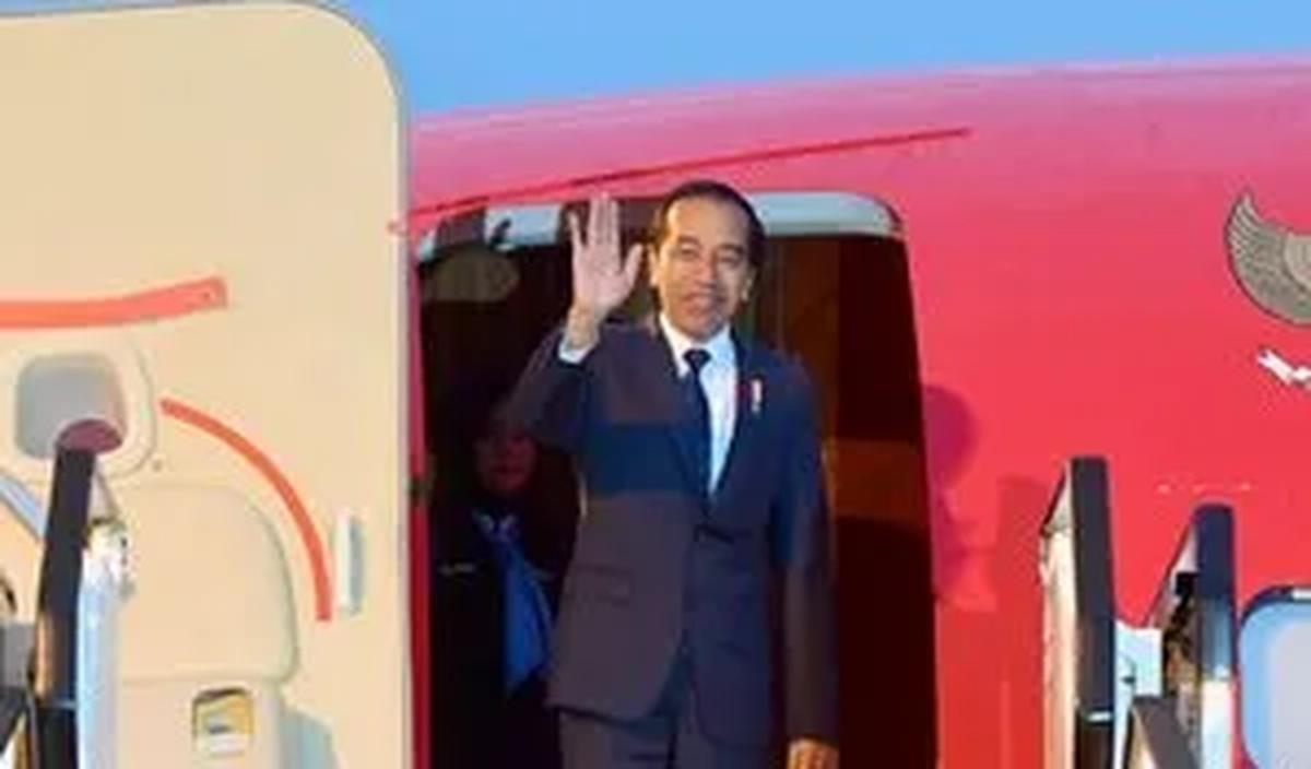 Sebelumnya, pada 9 Agustus 2021, Presiden Joko Widodo meresmikan penerapan sistem perizinan berusaha terintegrasi secara elektronik atau Online Single Submission (OSS).&nbsp;<br>