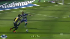 Berita video gol-gol yang tercipta pada laga Hertha Berlin vs RB Leipzig dalam pekan terakhir Bundesliga 2017-2018. This video presented by BallBall.
