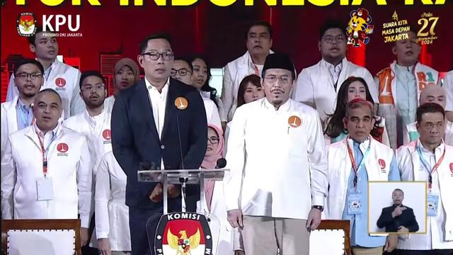 Pasangan calon gubernur dan calon wakil gubernur nomor urut 1 Ridwan Kamil-Suswono saat debat terakhir atau debat ketiga Pilkada Jakarta 2024.