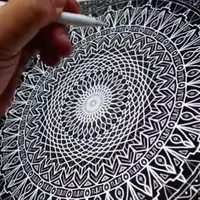 Berbekal pensil digital dari Apple dan Amaziograph. (Via: boredpanda.com)