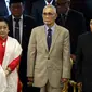 Presiden kelima RI Megawati Soekarnoputri bersama  mantan wakil Presiden, Try Sutrisno dan mantan wakil presiden, Hamzah Haz menghadiri pelantikan anggota DPR RI di Kompleks Parlemen, Senayan, Jakarta, Selasa (1/10/2019). (Liputan6.com/Johan Tallo)