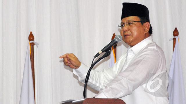 Begini Gaya Prabowo Subianto Saat Pidato
