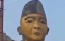Patung Bung Karno yang Tembem Ditutupi Terpal, Ada Apa?