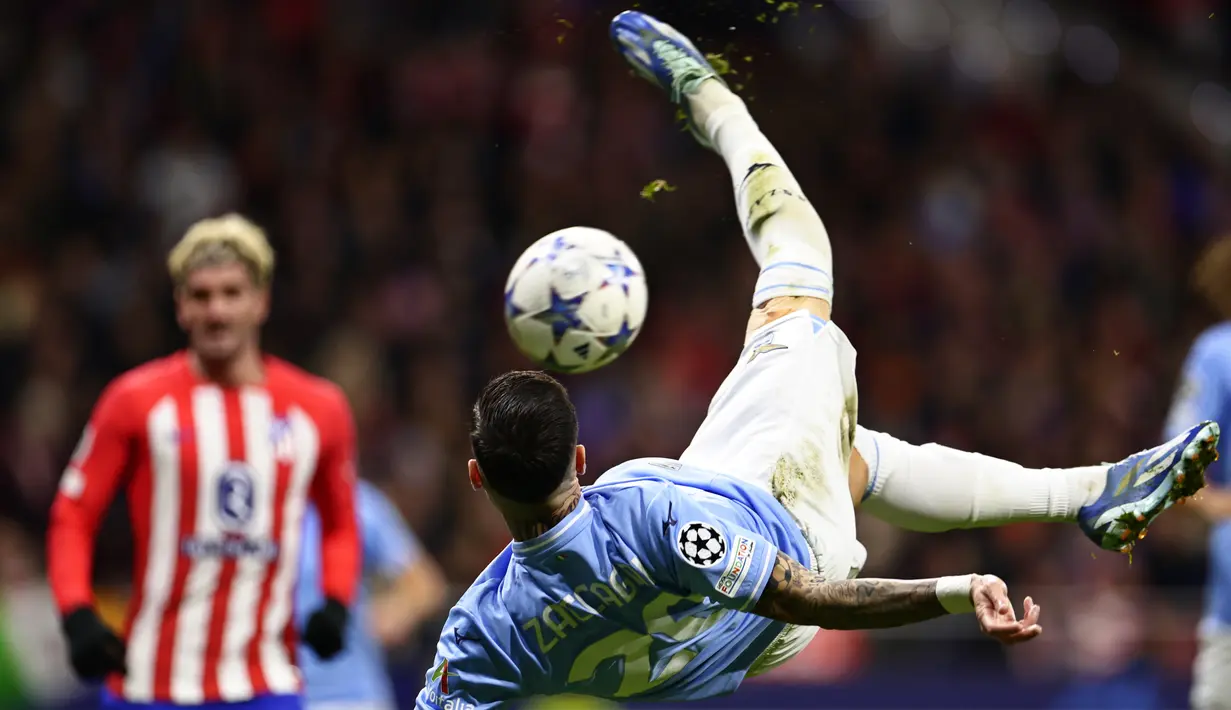 Sementara itu, Lazio menempati peringkat kedua dengan 10 poin.  (AP Photo/Pablo Garcia)