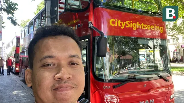 Hop on hop off bus di Munchen, Jerman