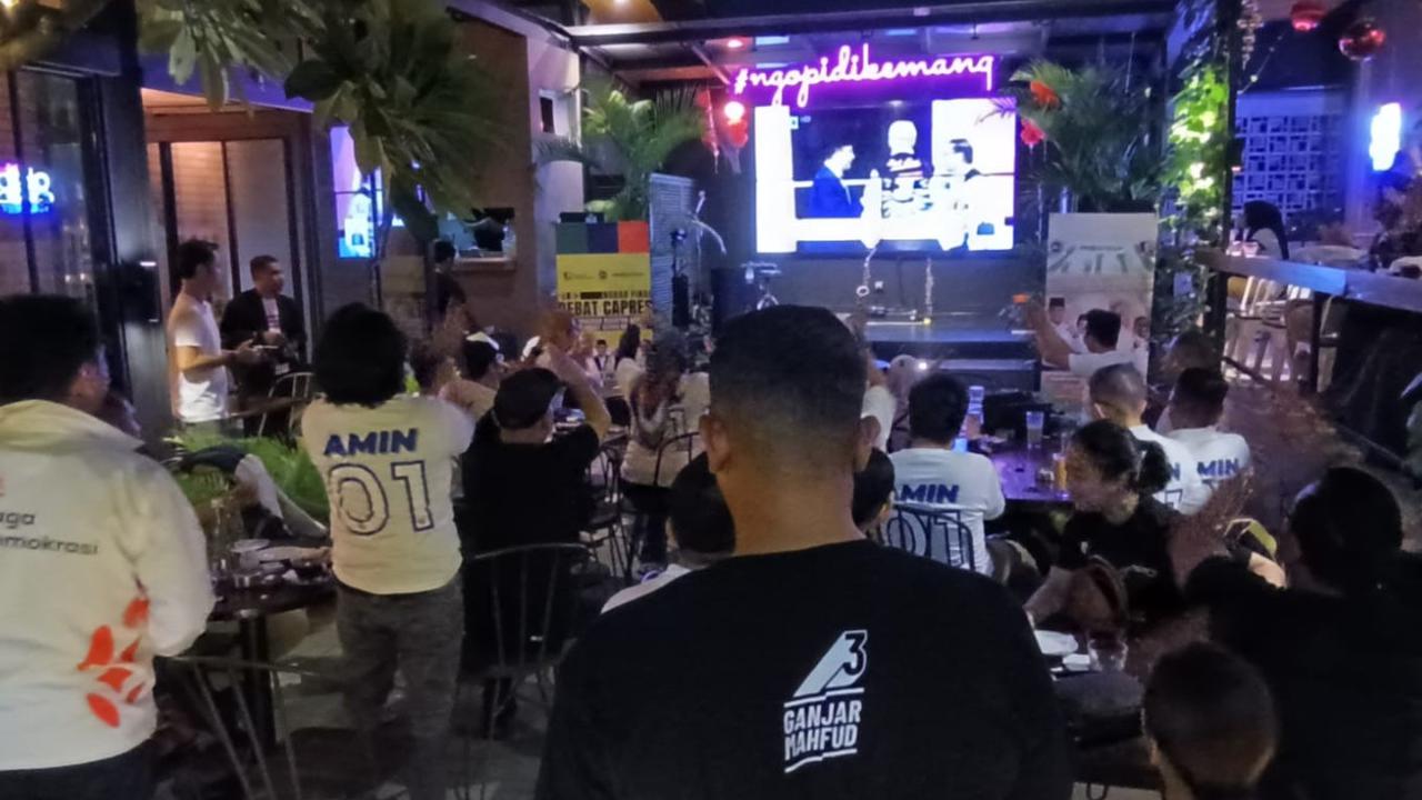 Disinggung apakah nobar ini menjadi sinyal koalisi di putaran kedua, Andri mengatakan hal ini bukan soal elektoral semata dan siapa yang akan terpilih.