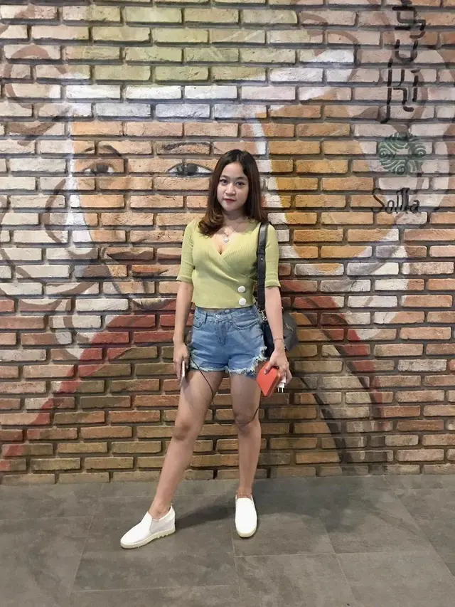 Sering Dianggap Mirip Cimoy Montok, Ini 6 Potret Seleb TikTok Vania Mizuhara
