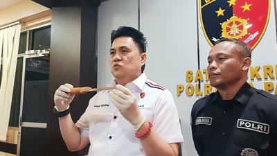 Tersangka Pembunuhan Satu Keluarga Menyerah Setelah Sebulan Sembunyi di Gubuk