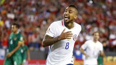 Pemain Chile, Arturo Vidal merayakan golnya ke gawang Bolivia pada babak penyisihan grup Copa America Centenario 2016 di Stadion Gillette, Foxborough, AS, Sabtu (11/6/2016) WIB. (Mandatory Credit: Winslow Townson-USA TODAY Sports)