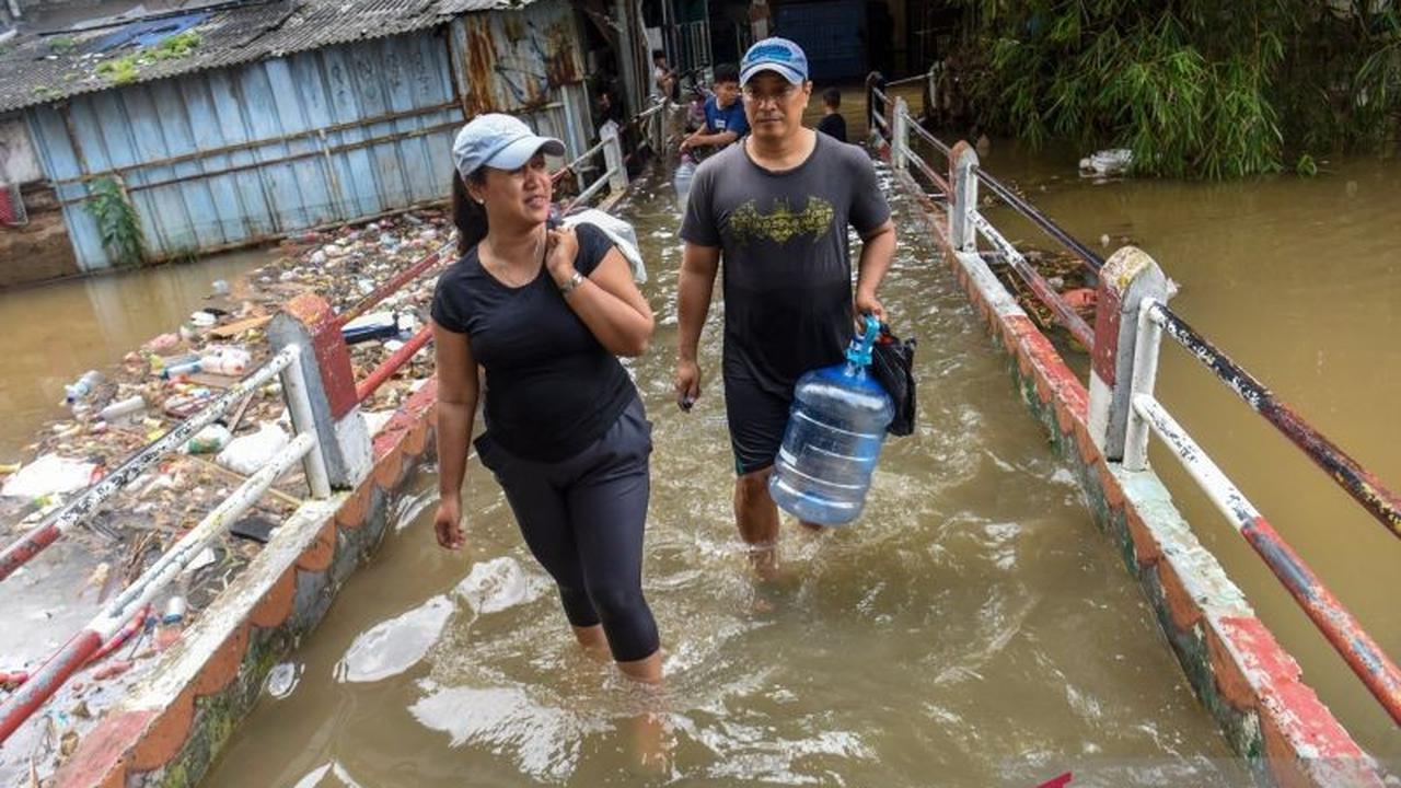 BMKG Rilis Prediksi Hujan Jakarta Siang Ini: Sebagian Wilayah Diguyur Hujan Ringan