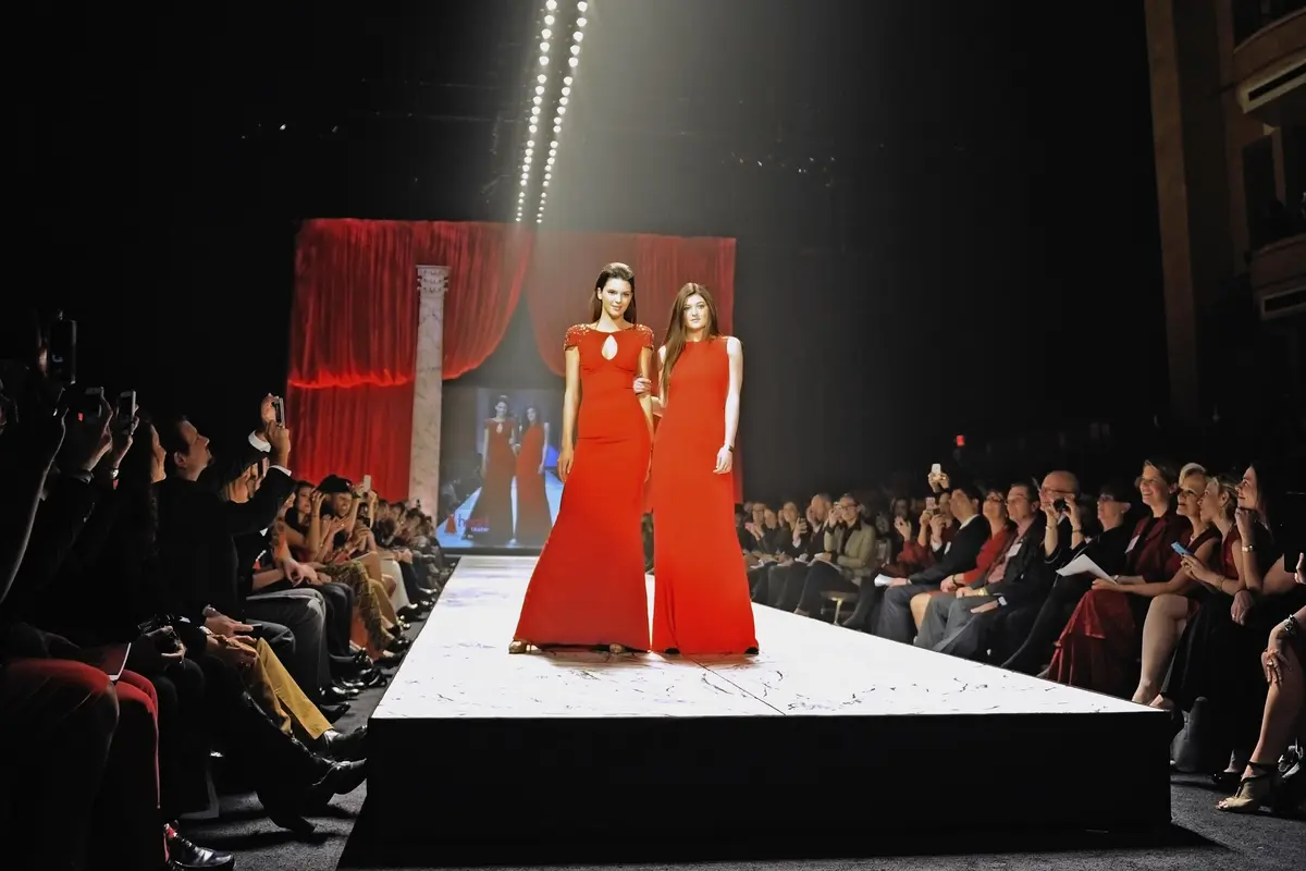 Kendall Jenner dan Kylie Jenner