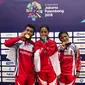 Pebalap Sepeda Indonesia, Khoiful Mukhib, Tiara Andini Prastika dan Nining Porwaningsih saat pamer medali (ISSI Photo)