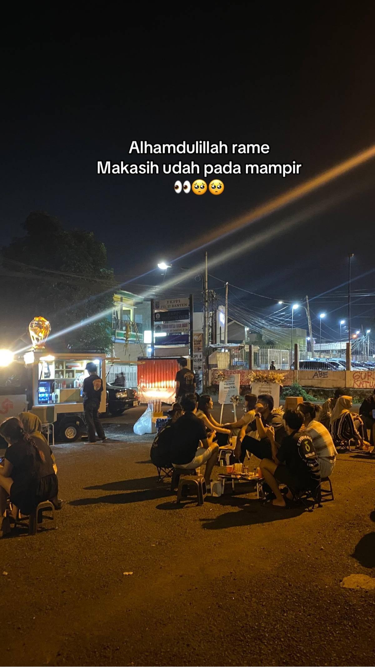 Unik Banget, Lika Liku Pria Putuskan Buka Usaha Kopi Pakai Bajaj Ini Curi Perhatian