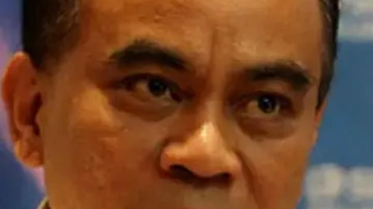 Tugas Pertama Jokowi untuk Menkominfo Budi Arie: Selesaikan Proyek BTS Sesuai Rencana Pemerintah