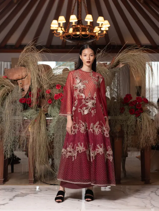 Intip Koleksi One-Off Eid 2024 dari SAPTO DJOJOKARTIKO