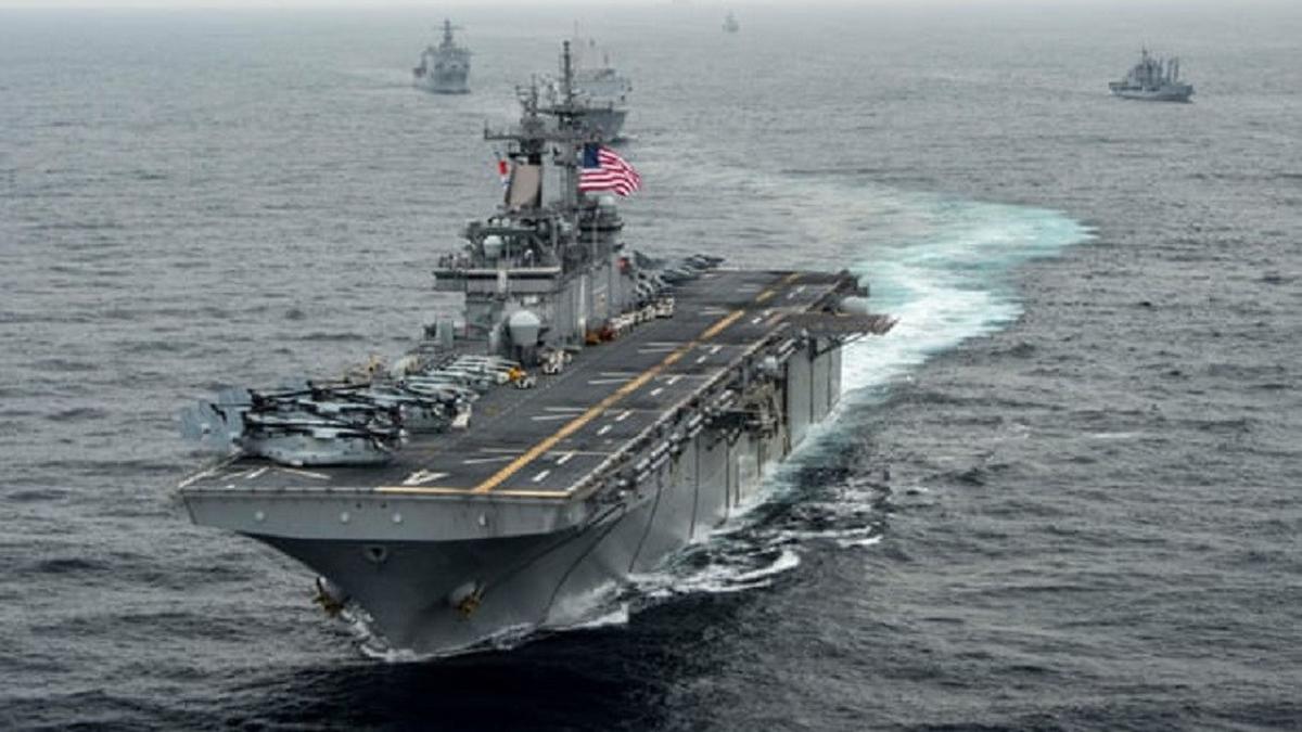 Selat Hormuz: Jalur Vital Minyak Dunia dan Dampak Potensi Konflik Global