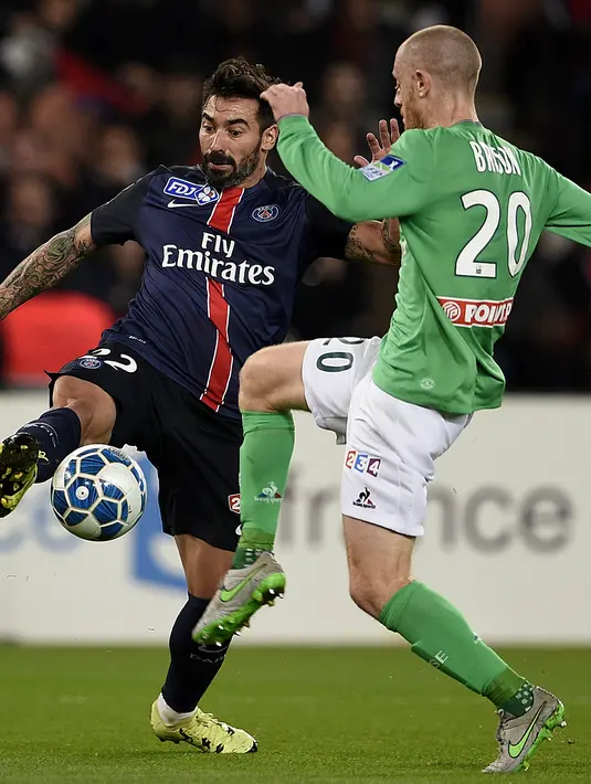​Paris Saint Germain (PSG) terancam kehilangan Ezequiel Lavezzi yang kontraknya akan berakhir pada Desember 2015. (AFP/Franck Fife)