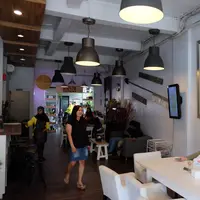 Bukan hanya untuk nongkrong, Tantular Cafe juga cocok menjadi tempat bekerja dengan cita rasa nusantara (Foto: Tantular Cafe)