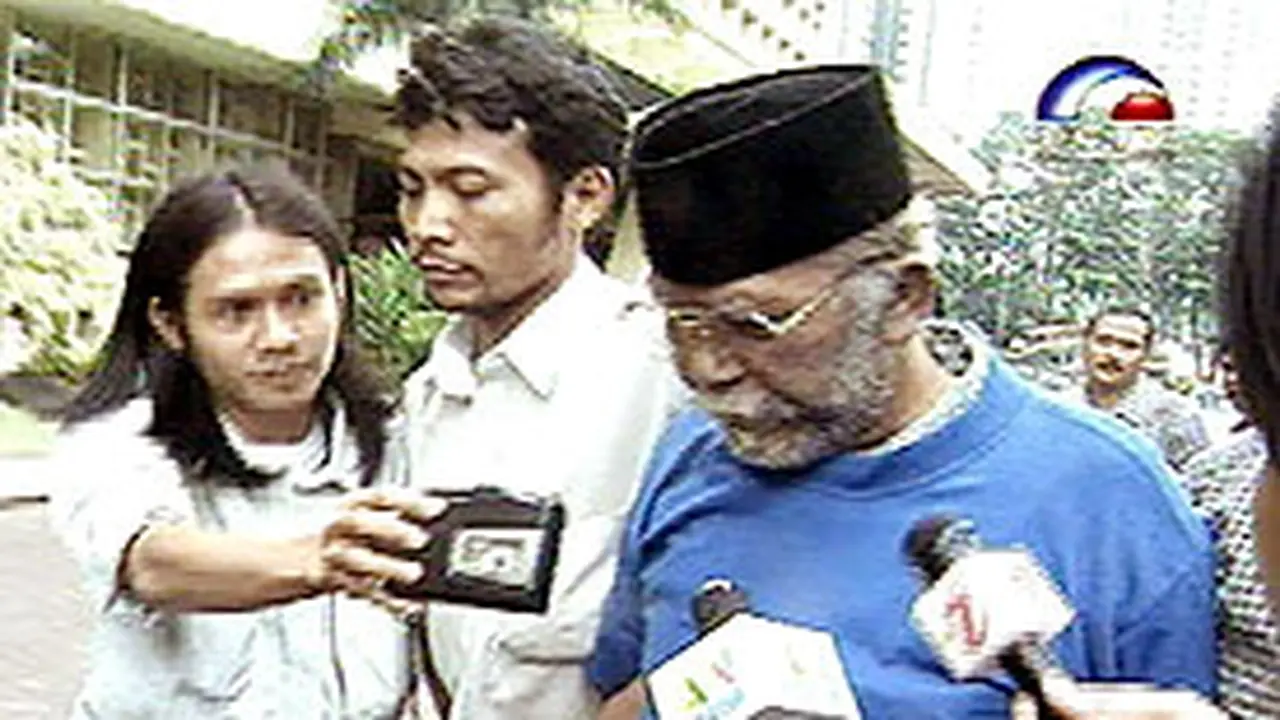 060202cTommy_Sidiq.jpg