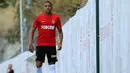 Berhasil mendapatkan Kylian Mbappe , PSG membuat beberapa tim raksasa lain gagal merekrut jasa bomber berkepala plontos tersebut seperti Real Madrid, Barcelona, Manchester City, Liverpool dan Arsenal. (AFP/Valery Hache)