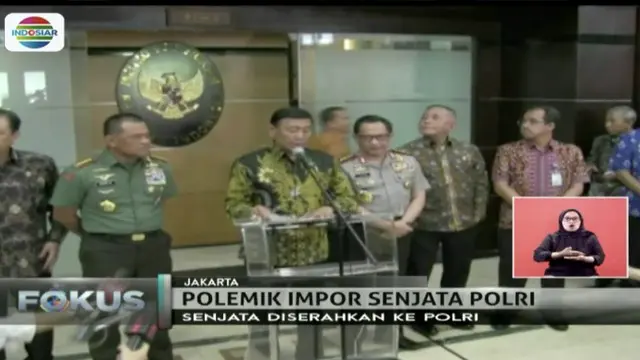 Rapat koordinasi Menkopolhukam menyepakati senjata impor milik Polri akan dikeluarkan dengan rekomendasi Panglima TNI.