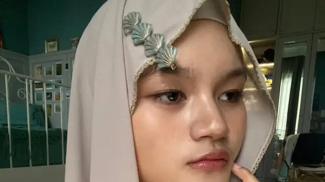 Potret Kayla Aisha Anak Arie Untung dan Fenita Arie. (instagram/kaylaeeshya)