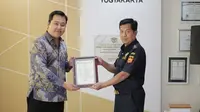 Bea Cukai Yogyakarta memberikan izin Nomor Pokok Pengusaha Barang Kena Cukai (NPPBKC) kepada PT Putra Hero Gama. (Istimewa)