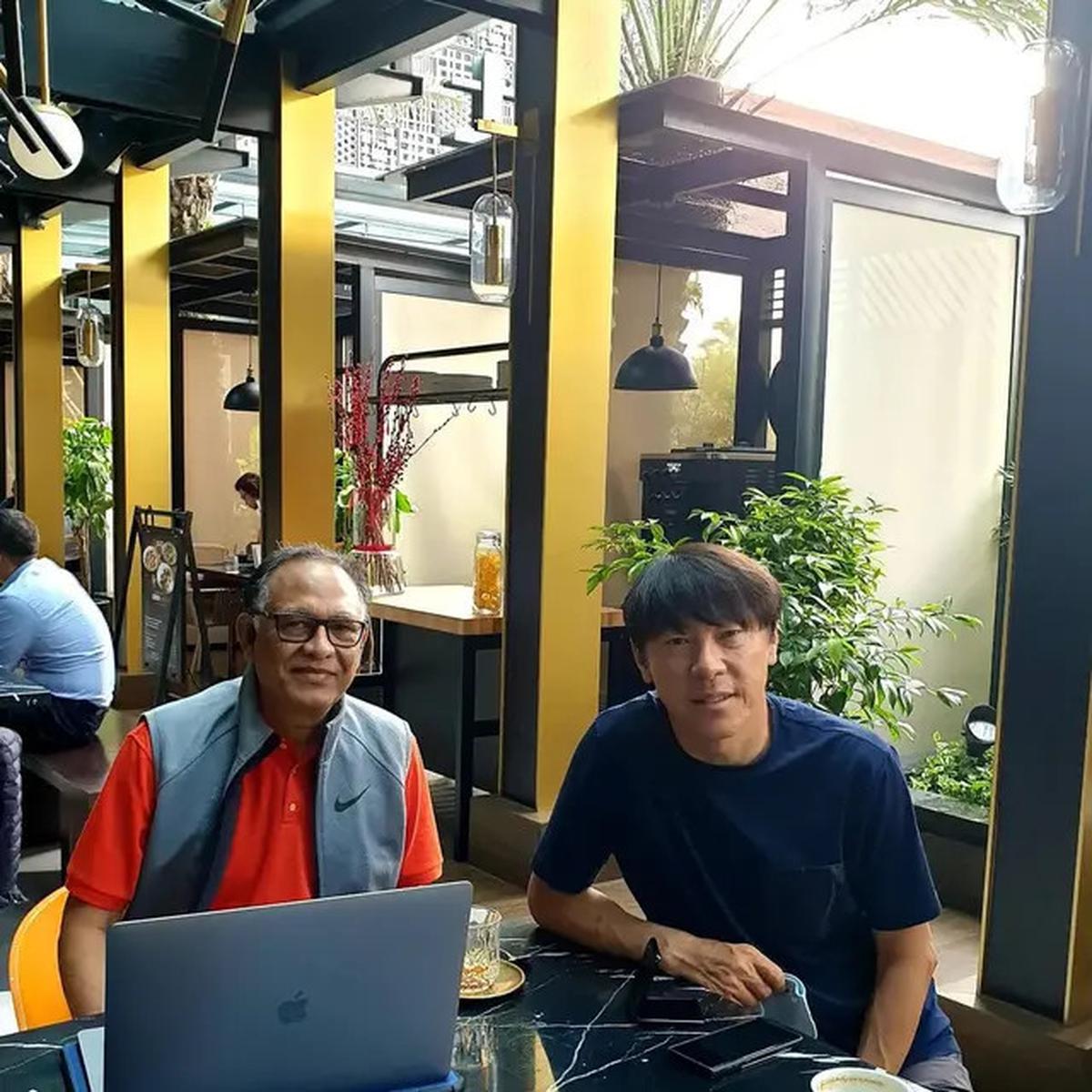 Oh Ternyata Ada Peran Krusial Kakak Irfan Bachdim dalam Proses Naturalisasi Pemain untuk Timnas Indonesia: Betugas sebagai Penghubung