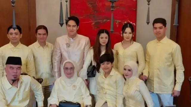 Gaya Para Mama El Rumi di Hari Lamaran,Maia Estianty dan Mulan Jameela Serasi Berkebaya Kuning