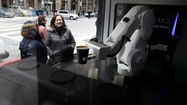 Canggih, Kafe Ini Gunakan Robot Barista untuk Layani Pelanggan