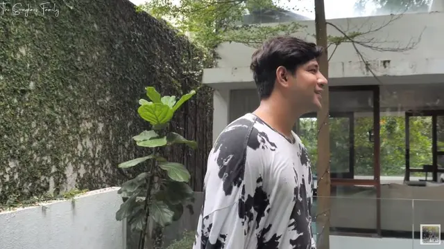 Taman Rumah Ammar Zoni dan Irish Bella