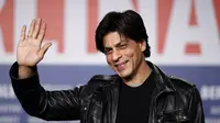 Shahrukh Khan dengan tampilan yang simple (sumber. youthconnect.in)