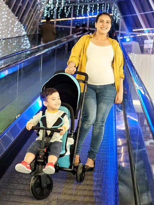 (Instagram/tya_ariestya)