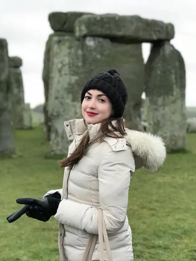 [Bintang] Rianti Cartwright