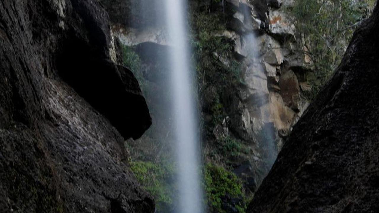 Pada tahun 1984 UNESCO telah menetapkan air terjun ini sebagai warisan dunia. Kawasan wisata alam Puerto Iguazu juga terdapat 275 air terjun termasuk Air Terjun Iguazu yang eksotis.