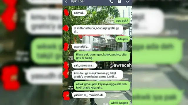 Bapak kos ini tak segan untuk menghubungi anak kosnya untuk sekadar bercanda.