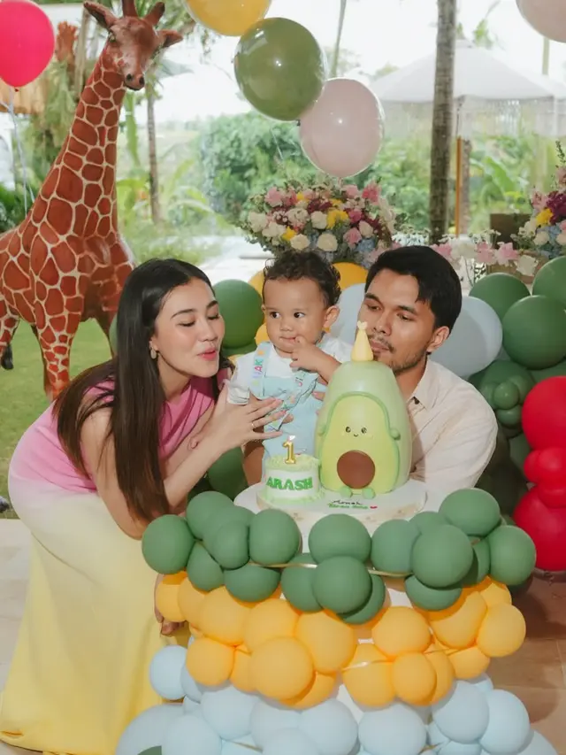 Aaliyah Massaid Rayakan Ulang Tahun Pertama Arash di Bali. [@aaliyah.massaid]