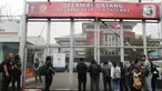 Suasana Lembaga Pemasyarakatan (Lapas) Kelas II A Salemba jelang pemindahan terpidana kasus pembunuhan berencana terhadap Nofriyansyah Yosua Hutabarat, Bharada Richard Eliezer Pudihang Lumiu, Jakarta, Senin (27/2/2023). Richard Eliezer resmi dipindahkan dari Rutan Bareskrim Mabes Polri menuju Lembaga Pemasyarakatan (Lapas) Salemba Jakarta Pusat, Senin siang. (Liputan6.com/Herman Zakharia)